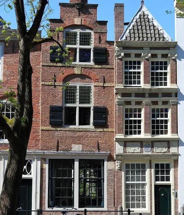 B&B Utrecht Domkwartier-1